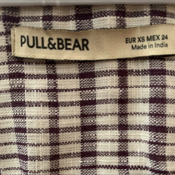 PullBear Cropped Puffed-Sleeve Button Blouse - Picture 3 of 5